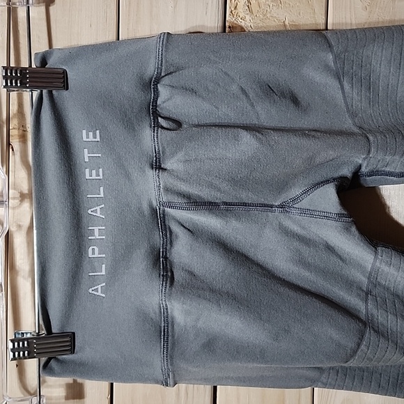 Alphalete Women's Leggings Size Small Skinny Leg - Picture 4 of 9